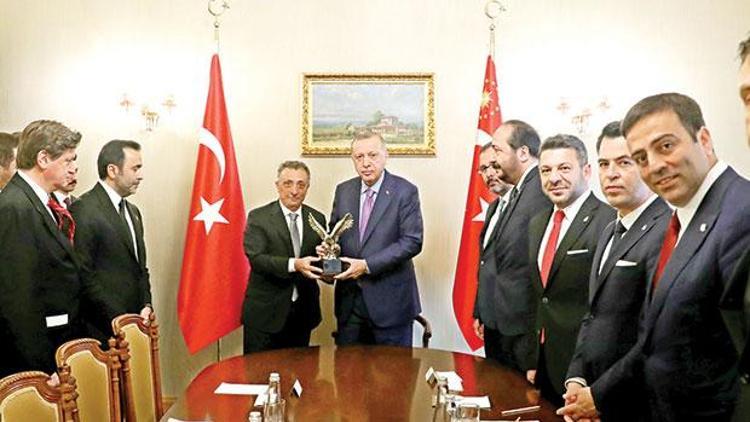 Erdoğan’a Beşiktaş forması