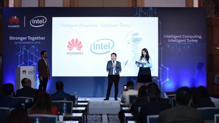 Huawei akıllı hesaplama sistemlerini Intel ile birlikte tanıttı