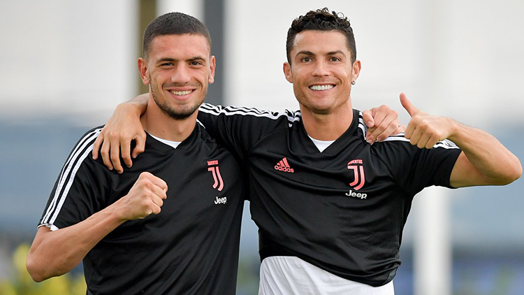 Juventustan Merih Demiral ve Ronaldo paylaşımı