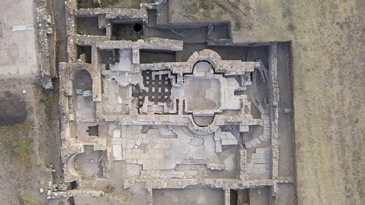 İzmirdeki kazı tarihe ışık tutuyor