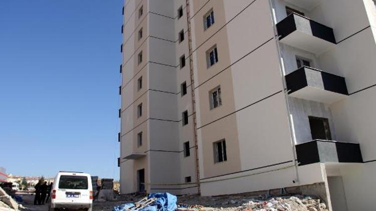 5inci kattan düşen inşaat işçisi yaralandı