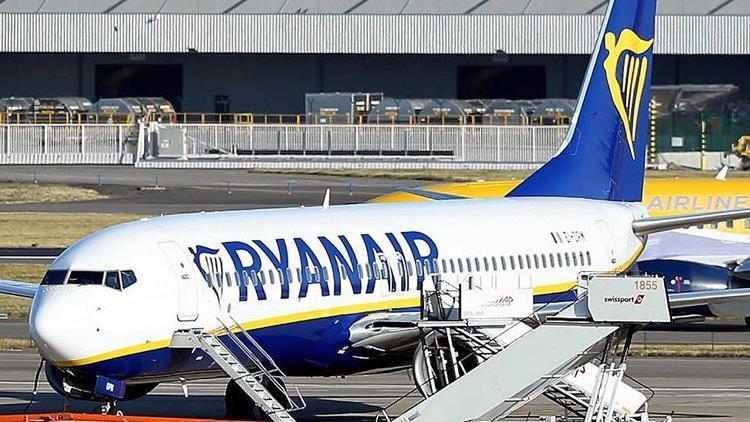 Uçakta el bagajına ek ücret alan Ryanaire ceza