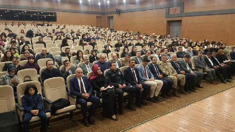 Nurdağı’nda 24 Kasım Öğretmenler Günü kutlandı