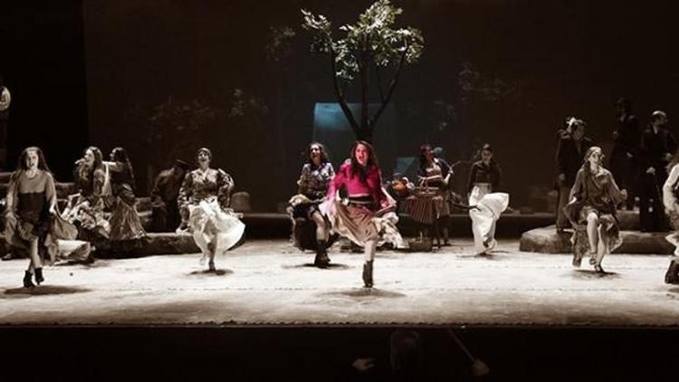 Çingeneler Zamanı müzikali Bursada