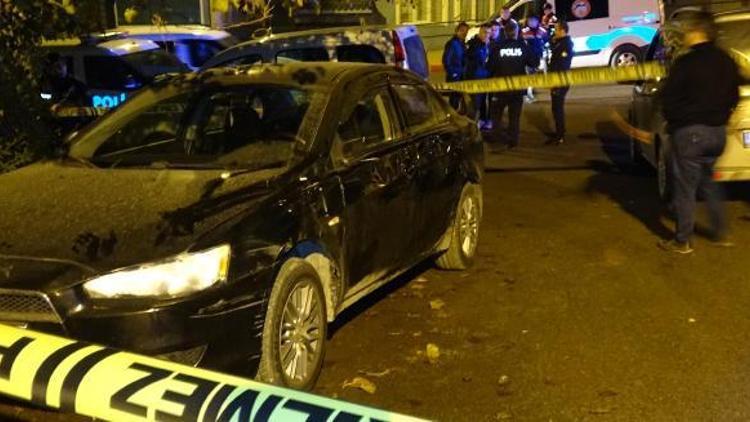 Dur ihtarına uymayan otomobil polise çarptı