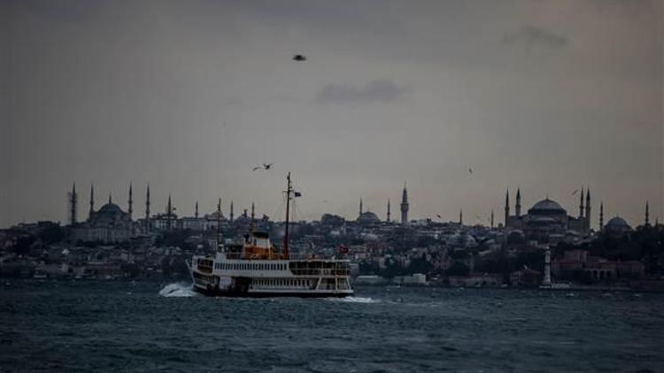 Son dakika...İstanbulda bazı vapur seferleri iptal