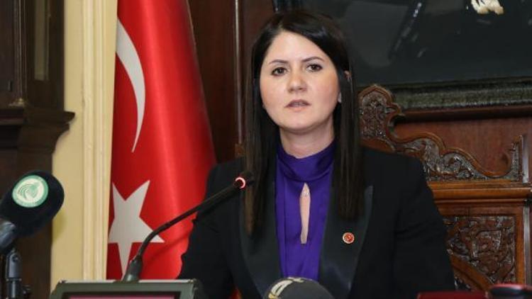 Edirne’de Belediye Meclisi’ni kadınlar yönetti