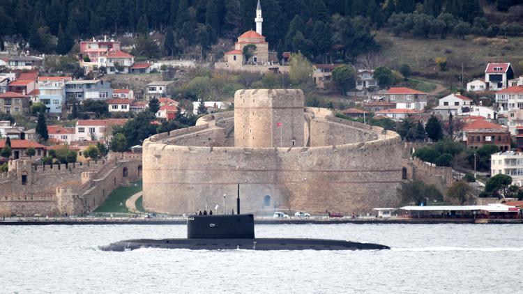 Rus denizaltısı Novorossiysk, Akdenize iniyor
