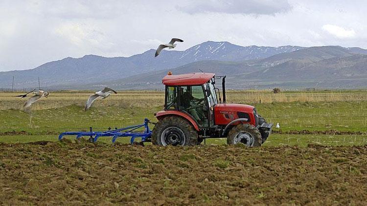 Çiftçiye ekonomik ve verimli üretim için toprak analizi reçetesi önerisi