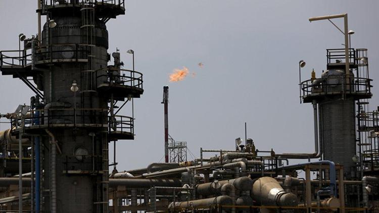 OPEC ve OPEC dışı ülkeler petrol üretimini azaltma kararı aldı