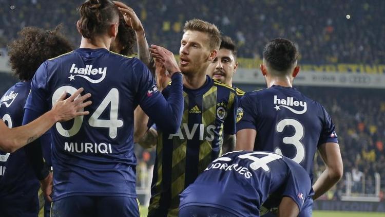 Fenerbahçede Serdar Aziz şoku Devam edemedi