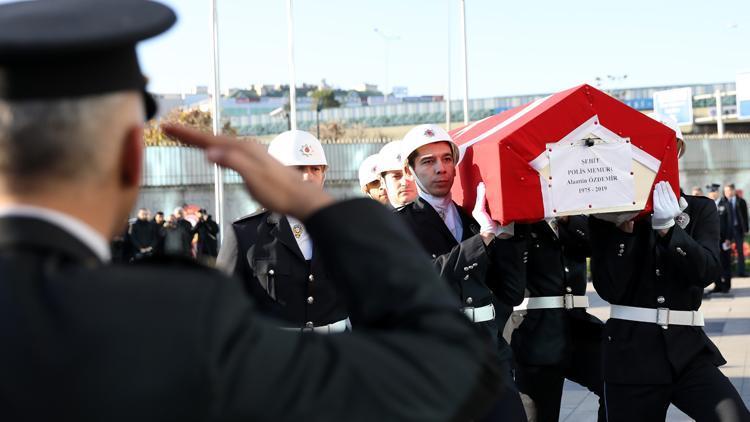 Şehit polis memuru, memleketine uğurlandı