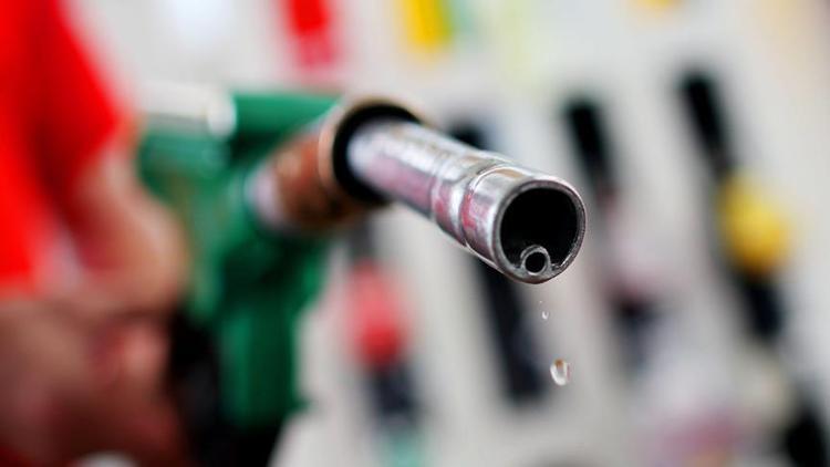 İranda zamdan sonra benzin tüketimi yüzde 22 düştü
