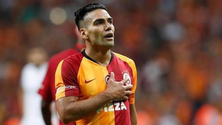 Radamel Falcao yokluğuna rağmen birinci sırada