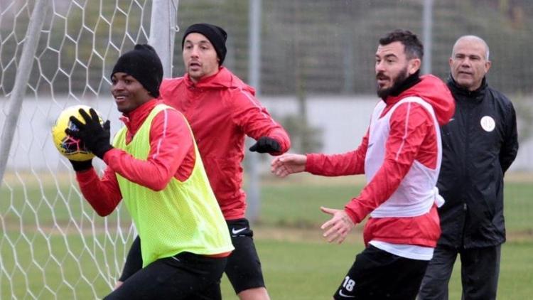 Antalyaspor, Alanyaspor maçı hazırlıklarını tamamladı