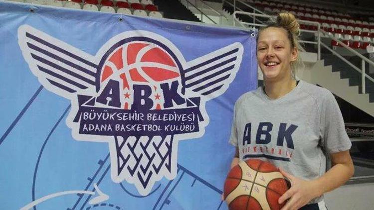 BB Adana Basketboldan pota altına takviye Gizem Sezer...
