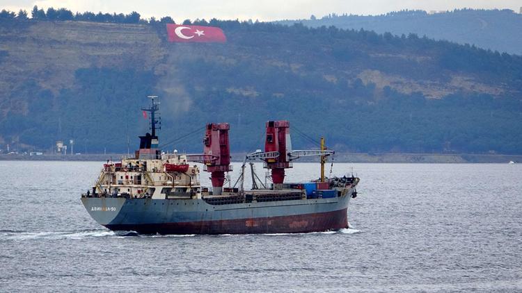 Rus askeri kargo gemisi Dvinitsa-50, Çanakkale Boğazından geçti