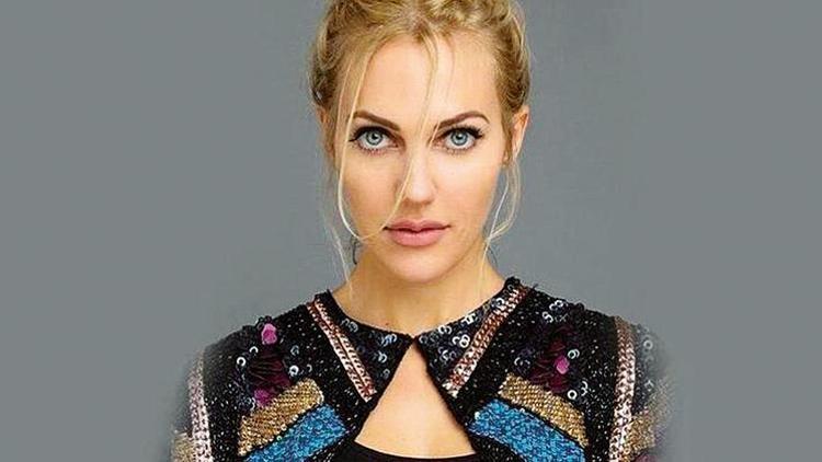 Meryem Uzerli yeni yıl partisi veriyor