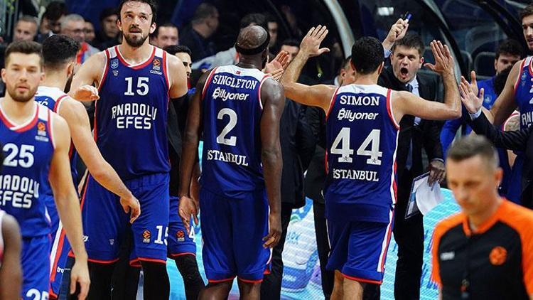 Anadolu Efes durdurulamıyor