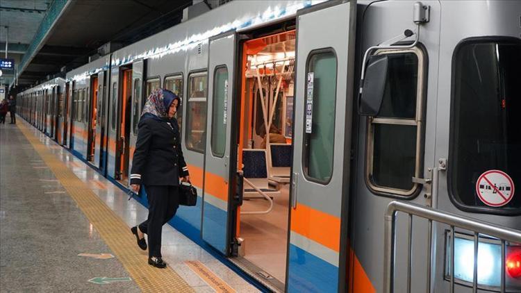 İstanbulda metro kaçta açılıyor, en son kaçta sefer var İstanbul metro saatleri