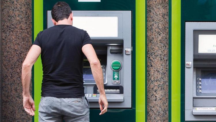 Hollanda’da ATM’ler gece kapatılacak