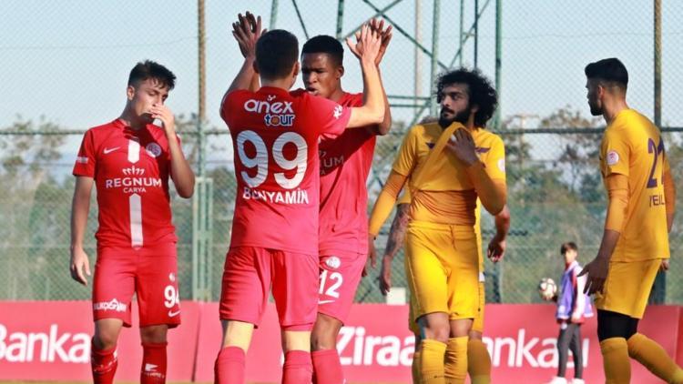 Eyüpspor ile 2-2 berabere kalan Antalyaspor tur atladı