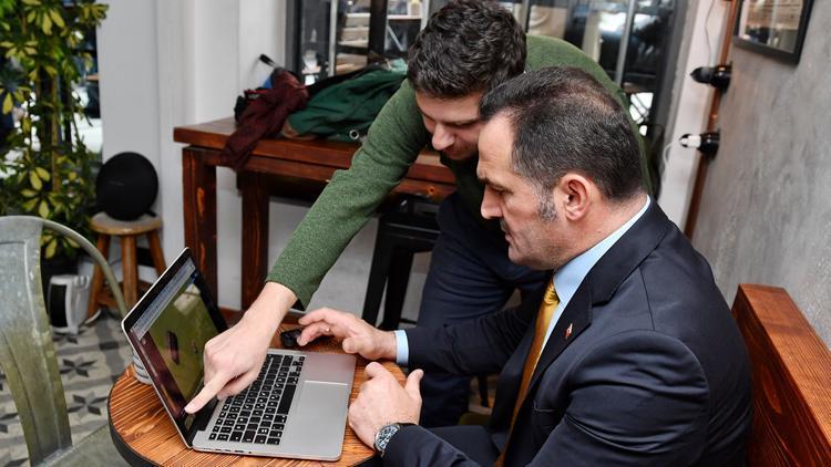 Beyoğlu Belediye Başkanı Yıldız, AAnın Yılın Fotoğrafları oylamasına katıldı