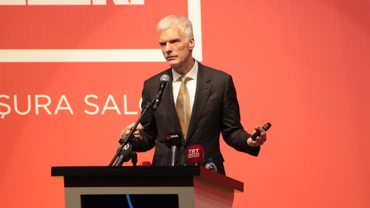 Schleicher: Türk öğrenciler PISA’da iyi sonuçlar elde etti