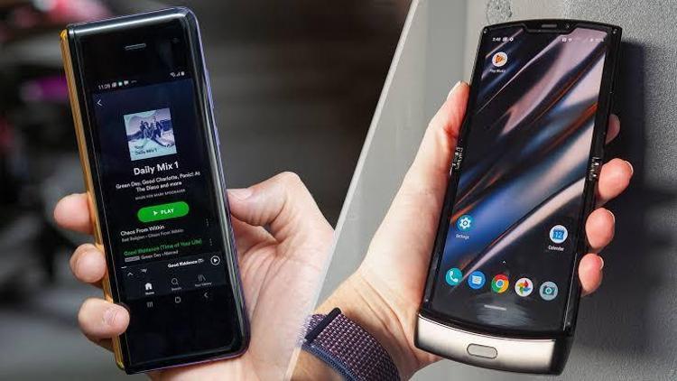 Motorola Razr mı yoksa Samsung Galaxy Fold mu
