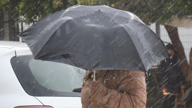 Son dakika haberi... Meteorolojiden uyarı geldi: 100 km hızda esecek...