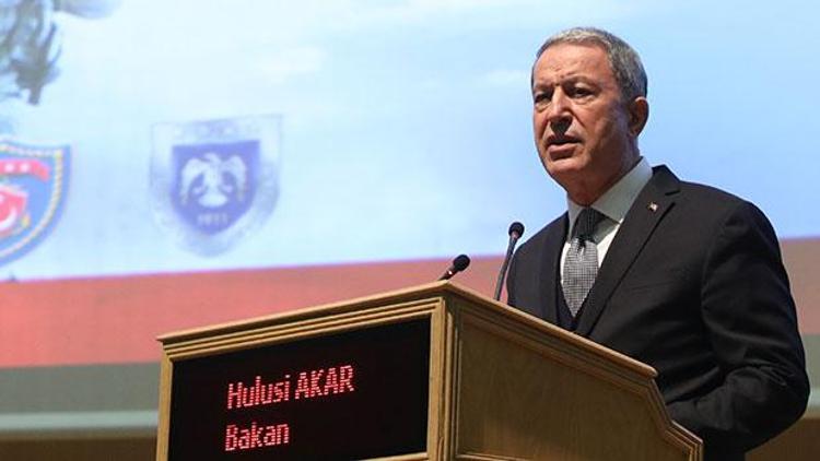 Bakan Akar: Mehmetçik gece - gündüz takip ediyor