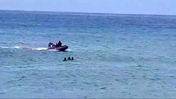 Son dakika haberler: Fırtına Akdenizi etkisi altına aldı... Denizde mahsur kalan bir kişi kurtarıldı