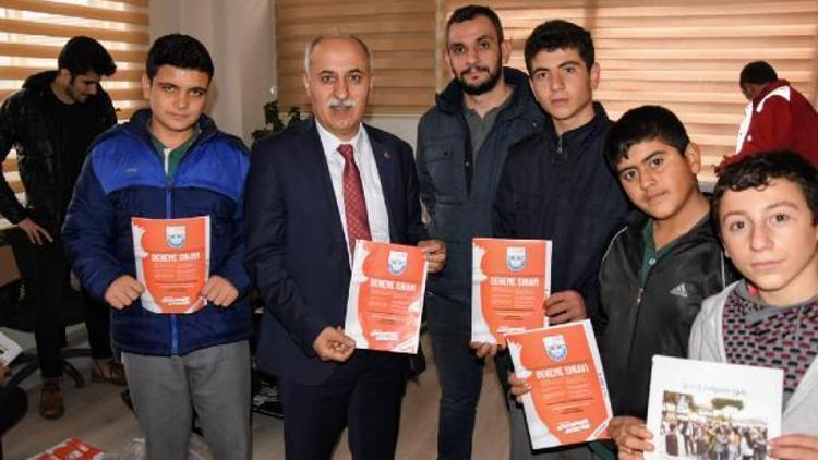 Yenişehir Belediyesinden öğrencilere ücretsiz deneme sınavı