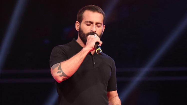 İtalyan şarkıcı Türkçe albüm çıkardı