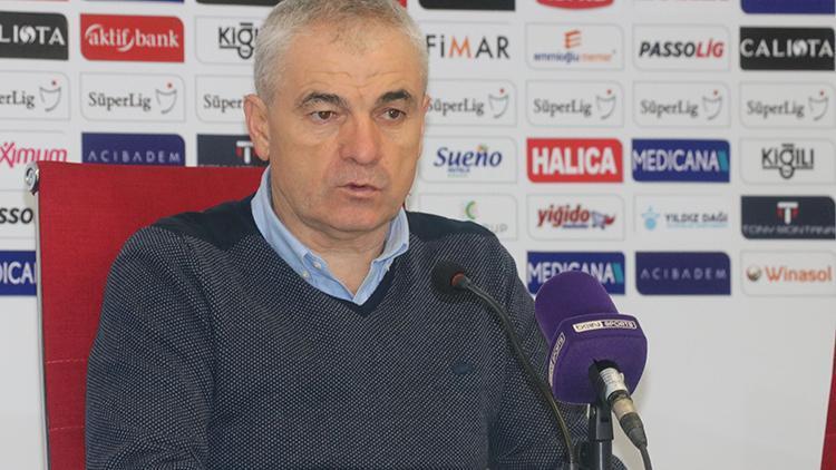Sivasspor Teknik Direktörü Rıza Çalımbaydan şampiyonluk açıklaması