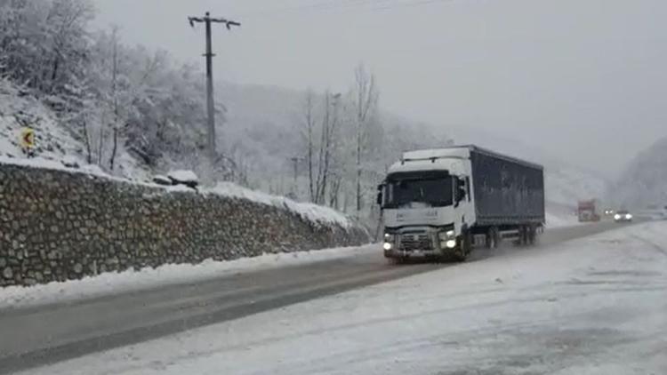 Kardan kapanan Bursa Ankara karayolu açıldı