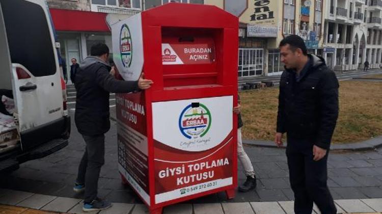 Erbaa Belediyesi giysi toplama kutularını artırdı