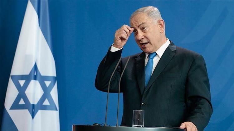 Netanyahu elindeki bakanlık koltuklarını bıraktı