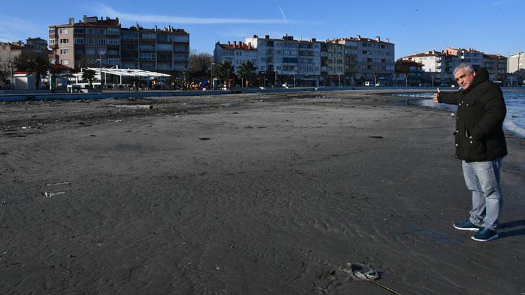 Tekirdağda deniz 30 metre çekildi