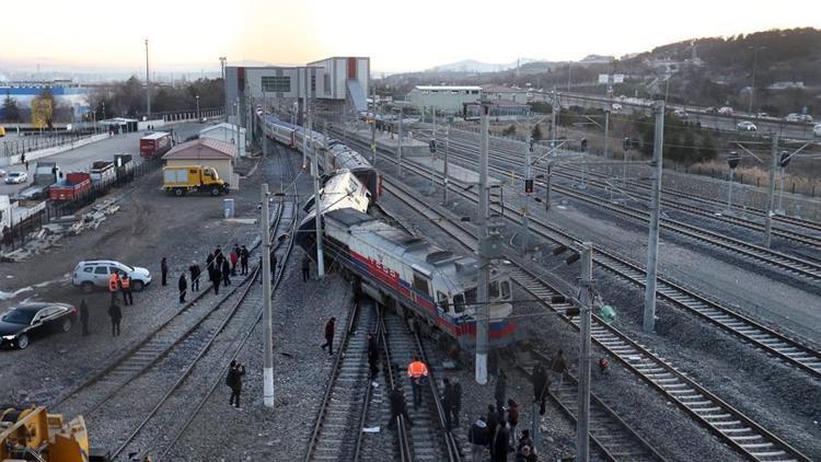 Makasa hızlı girdi raydan çıktı