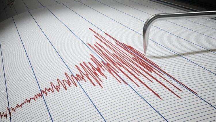 Son dakika haberi... Ege Denizinde 4 büyüklüğünde deprem