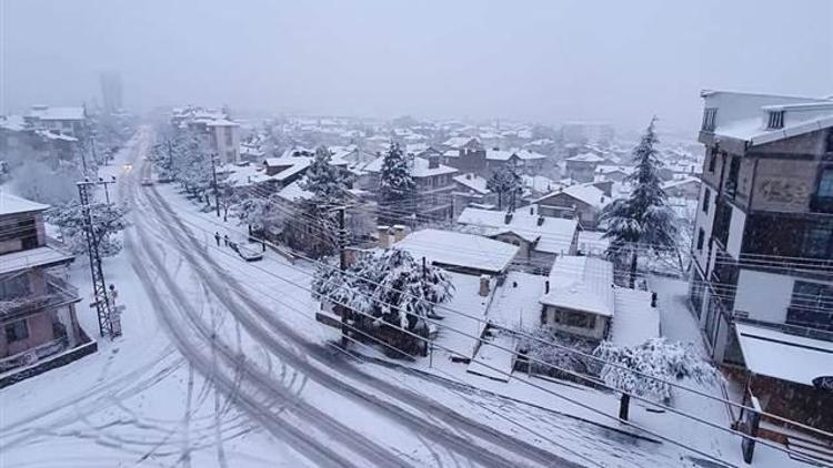Ispartada okullar tatil mi Isparta’daki 8 ilçede kar tatili haberi geldi..