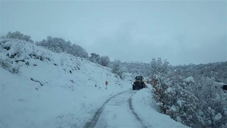 Sivasta kar nedeniyle 150 köye ulaşım sağlanamıyor