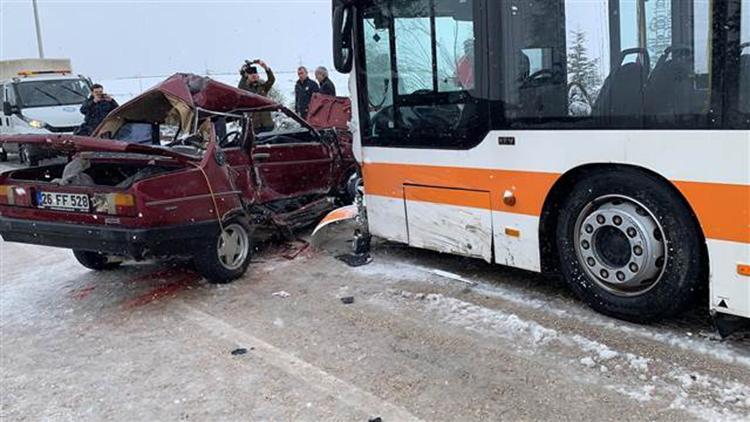 Eskişehir’de trafik kazası: 2 ölü