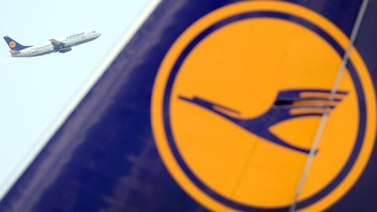 Lufthansa da uçuşlarını iptal etti