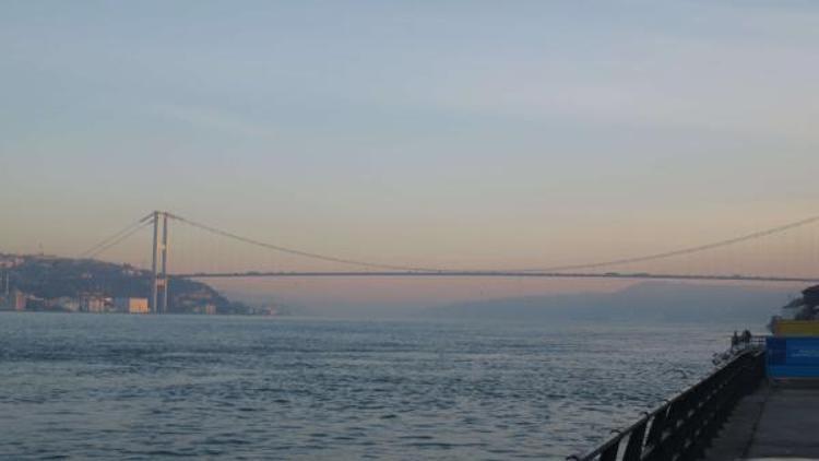 Son dakika... Valilik duyurdu: İstanbul Boğazı çift yönlü deniz trafiğine kapatıldı
