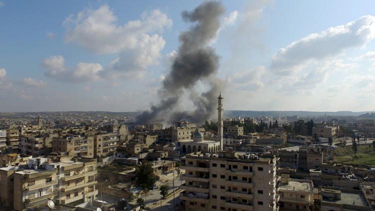 AA, Esed rejimi ve destekçilerinin İdlibe bombardımanını havadan görüntüledi