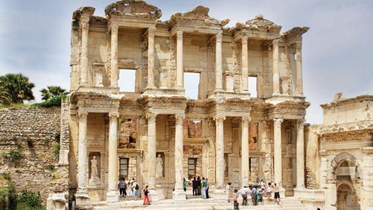 Efes’te ziyaretçi rekoru... 1 milyon  810 bin kişi