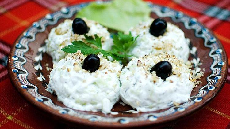 Yoğurtlu kuskus salatası tarifi