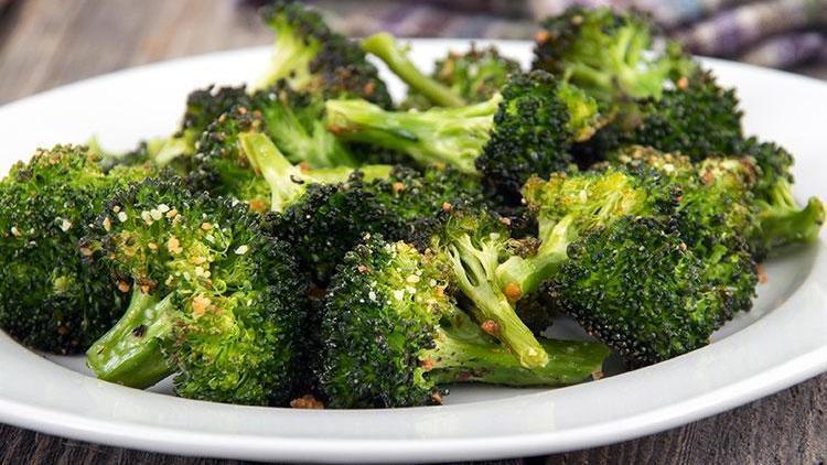 Yoğurtlu brokoli salatası tarifi